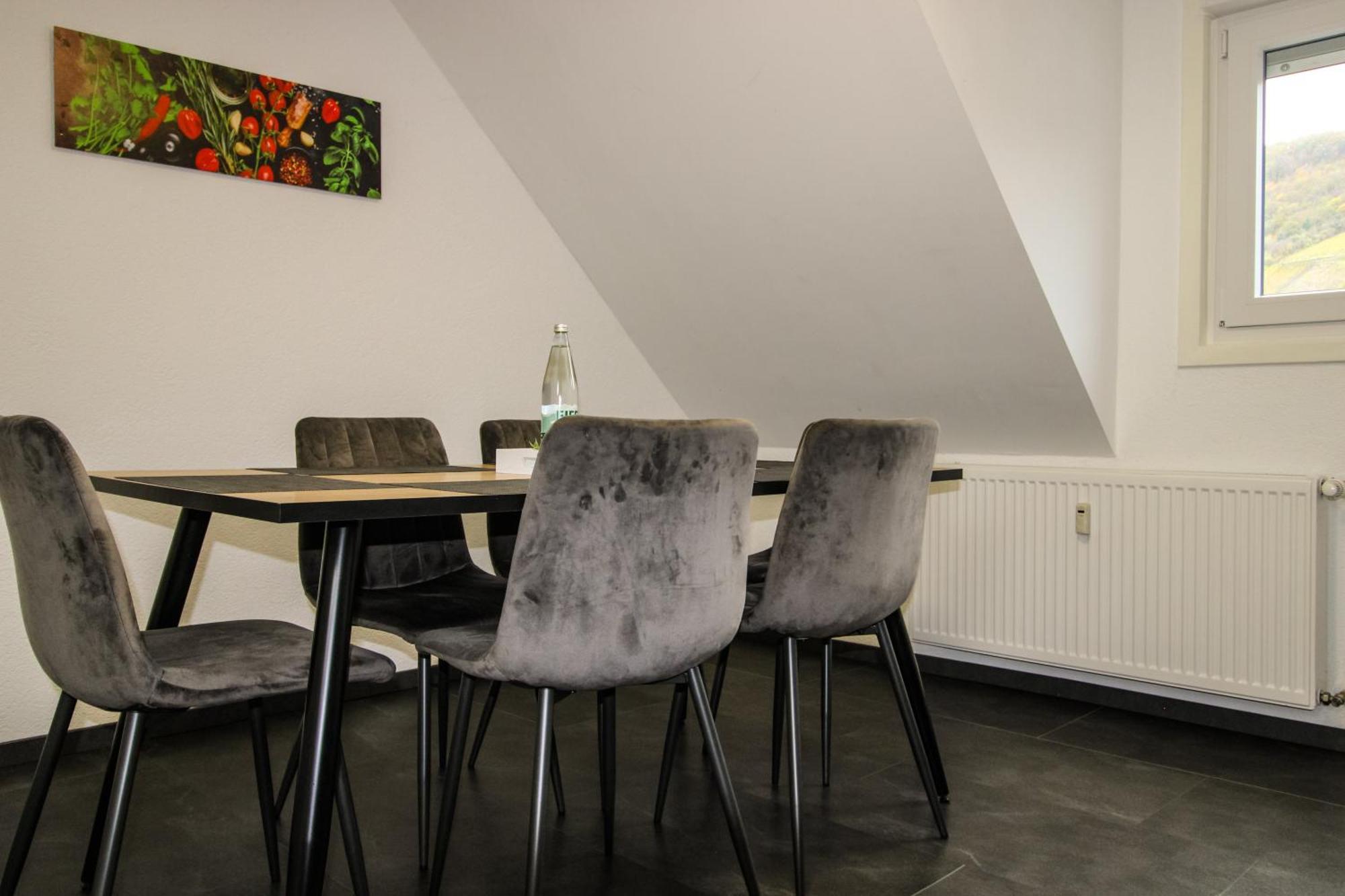 Sweet Six, Balkon, Netflix, Boxspringbetten, Hochwertiges Bad 첼 안 데어 모젤 외부 사진