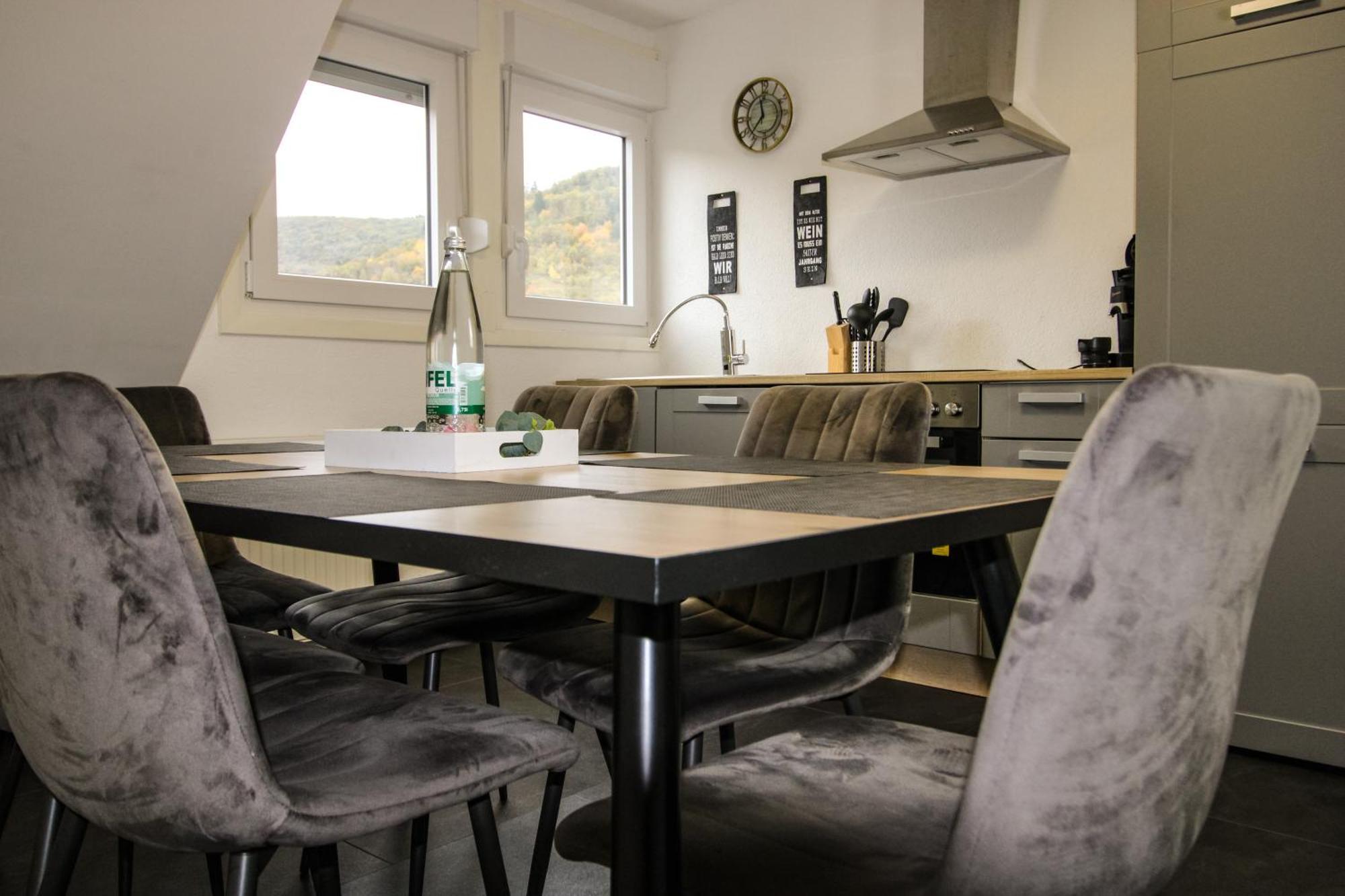 Sweet Six, Balkon, Netflix, Boxspringbetten, Hochwertiges Bad 첼 안 데어 모젤 외부 사진