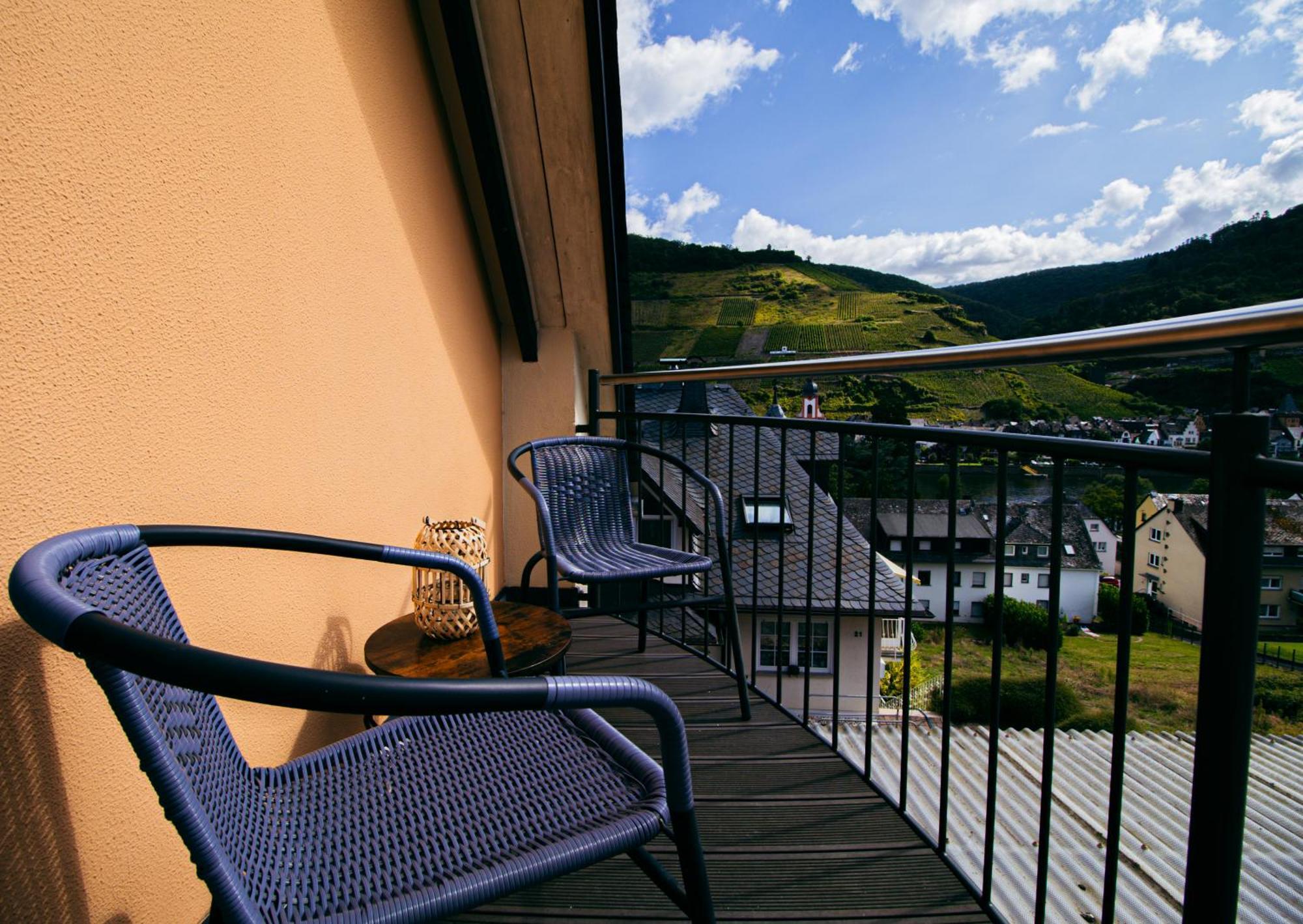 Sweet Six, Balkon, Netflix, Boxspringbetten, Hochwertiges Bad 첼 안 데어 모젤 외부 사진